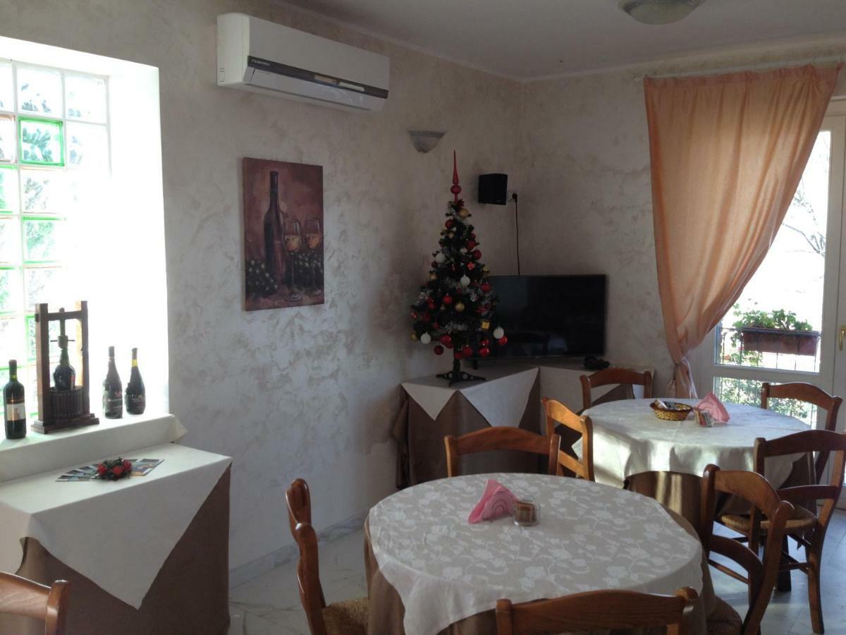 Via Col Vento Couette-café
